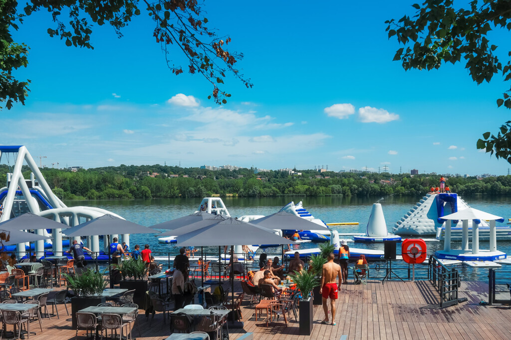 Projet X AQUAPARK_ La terrasse Flottante